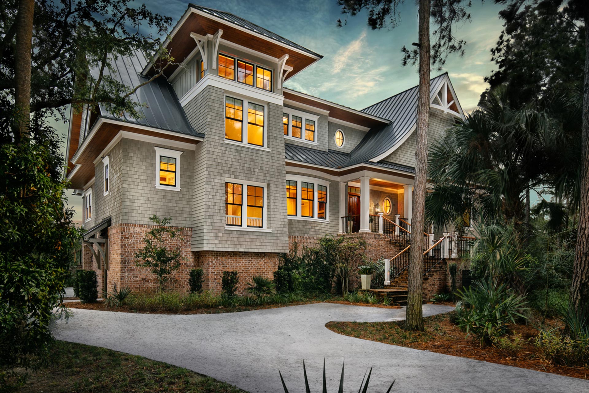Spivey Architects employs the best residential architects in Charleston. Let them design your luxury home today.